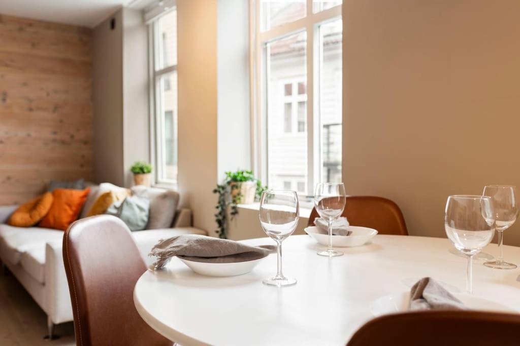 New! Modern In Historic Area Of Bergen! Берген
