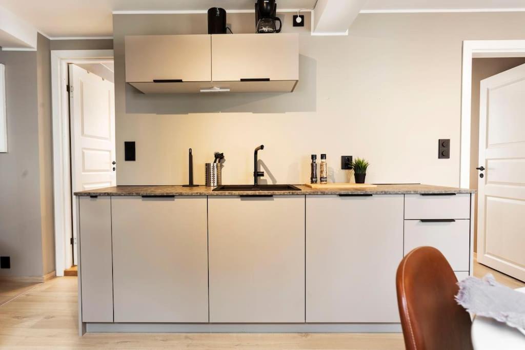 New! Modern In Historic Area Of Bergen! Апартаменты