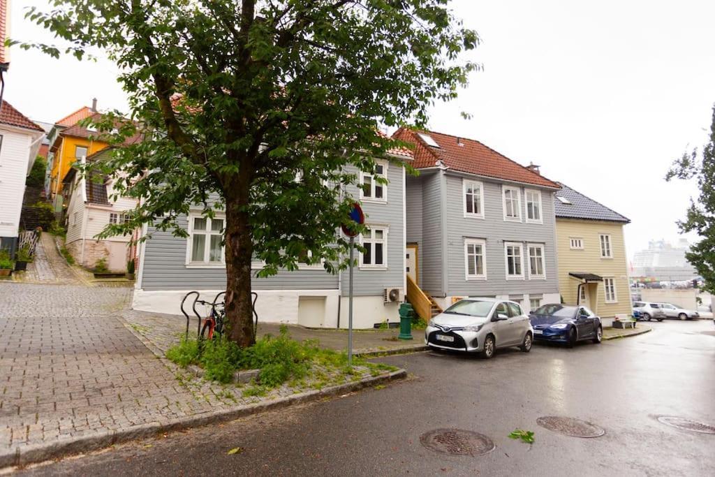 Апартаменты New! Modern In Historic Area Of Bergen! Берген
