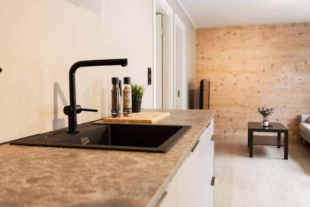 Апартаменты New! Modern In Historic Area Of Bergen! Берген